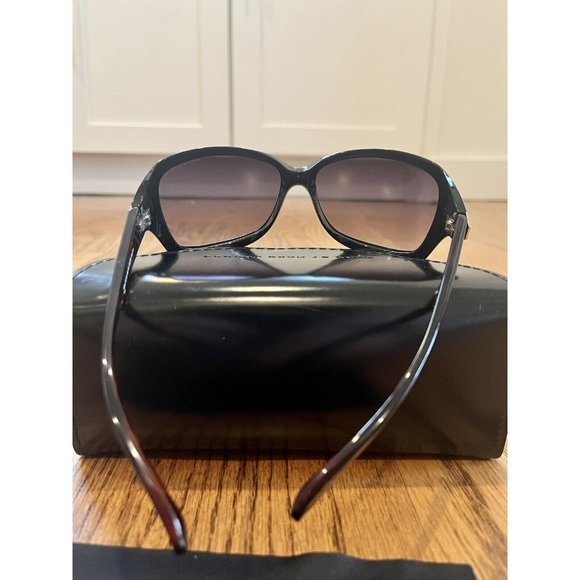 Marc Jacobs Women’s Black Sunglasses W/ Case. Model MMJ 191/S - Picture 3 of 9